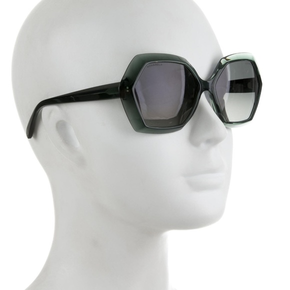 chanel hexagon glasses